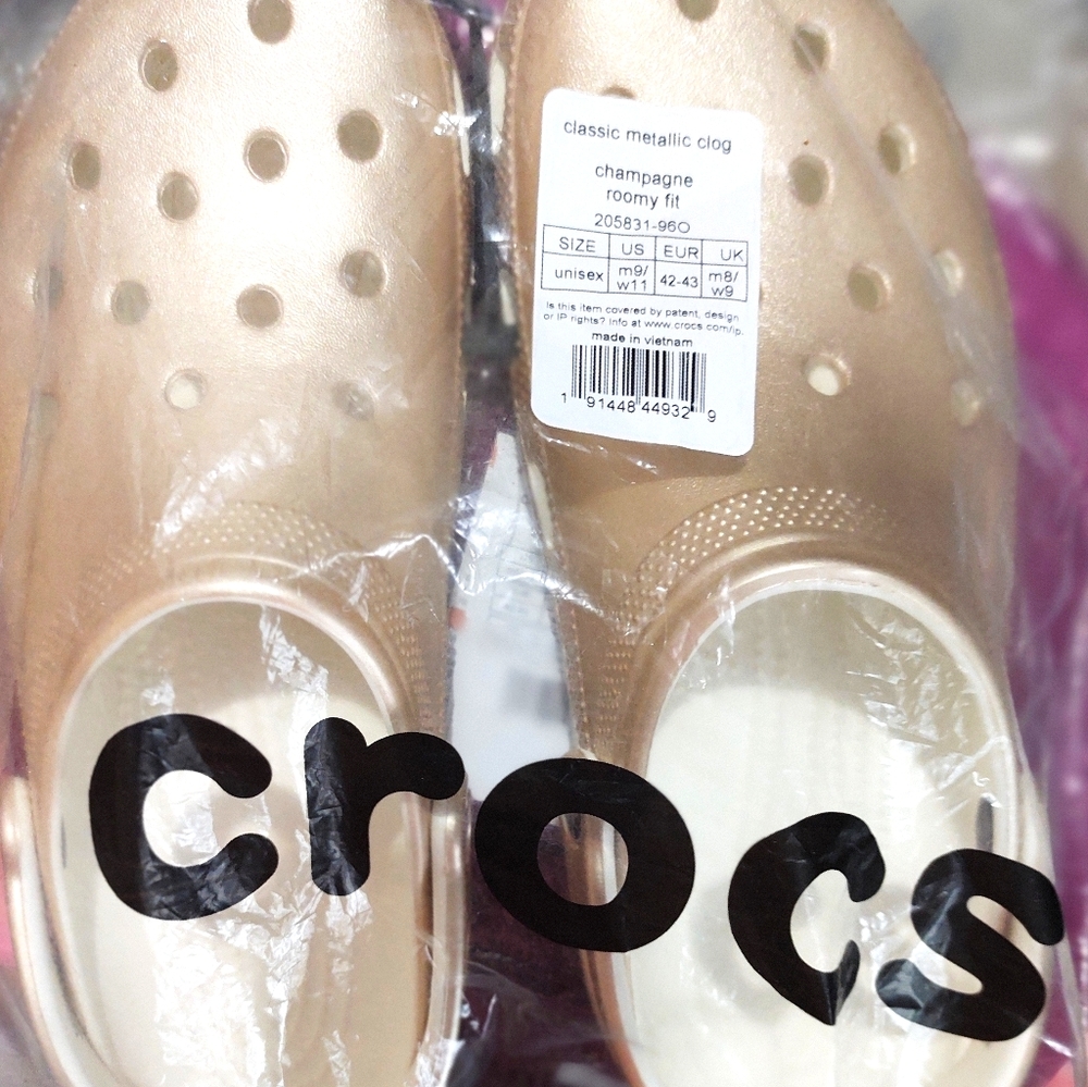 Women's Size 11 Crocs Classic Metallic